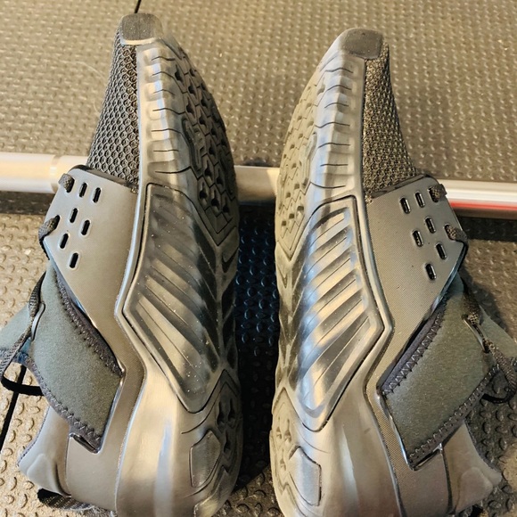 Nike metcon free 2 in size 10 triple black - Picture 4 of 9